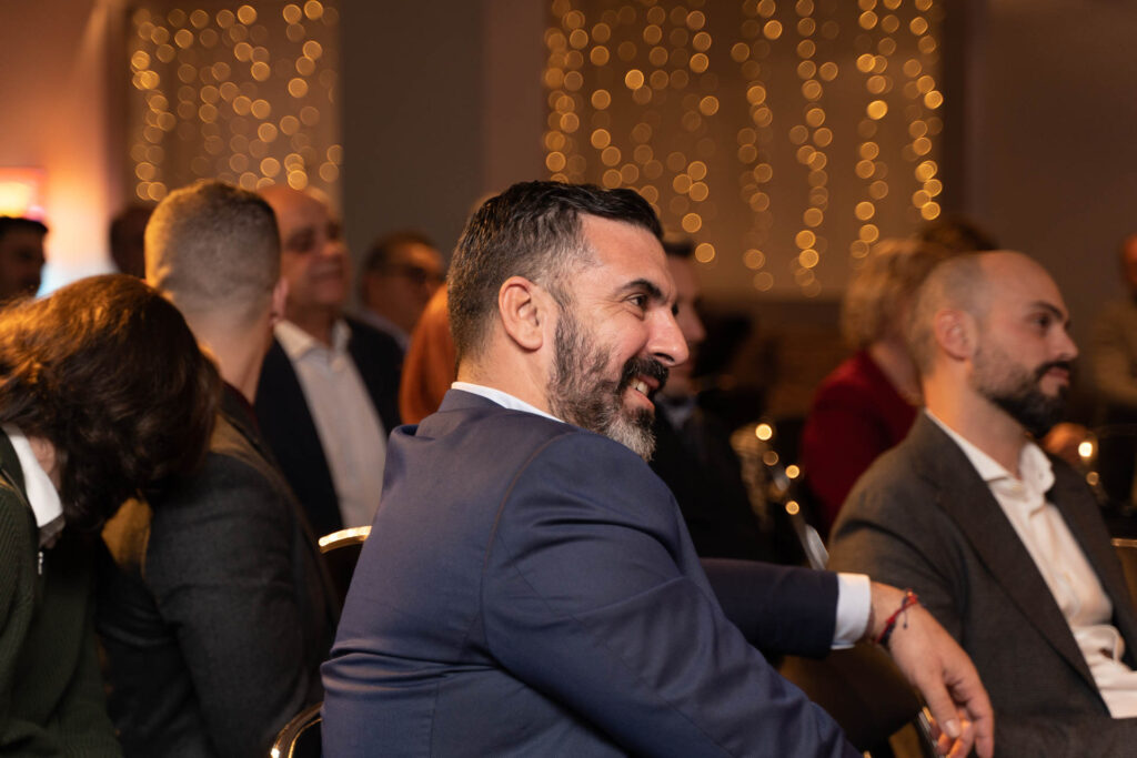 aggelos-borlokas-corporate-endless-10