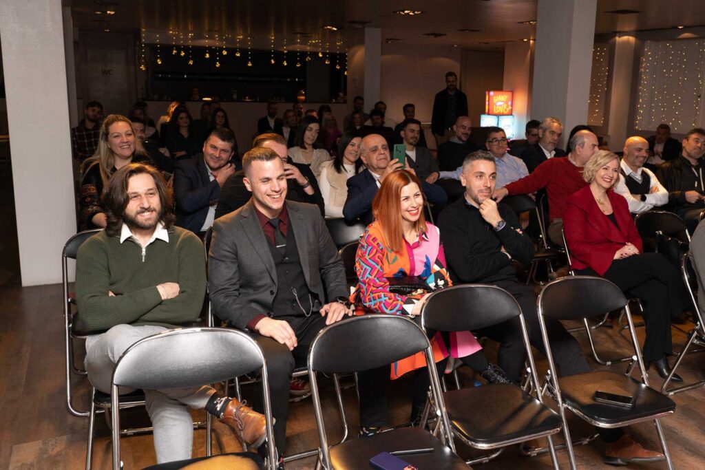 aggelos-borlokas-corporate-endless-16