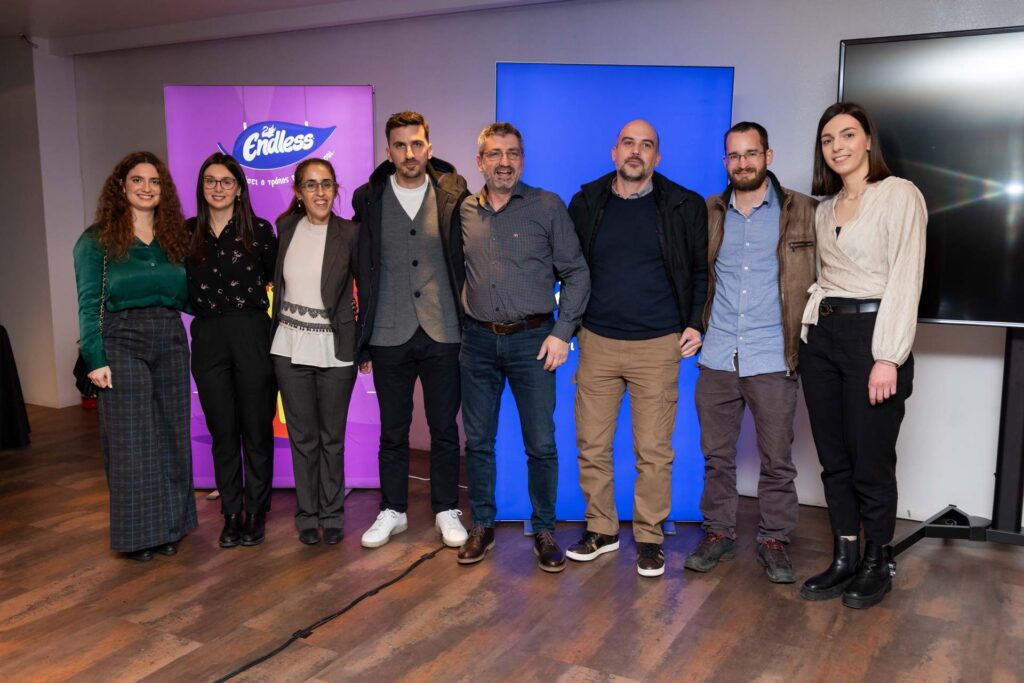 aggelos-borlokas-corporate-endless-24