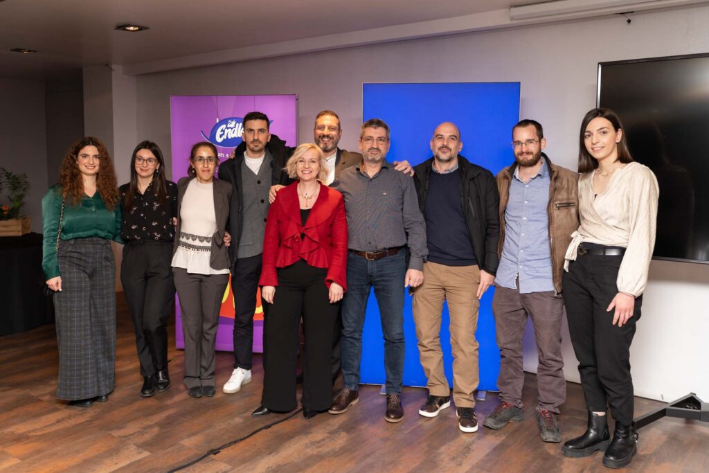 aggelos-borlokas-corporate-endless-25