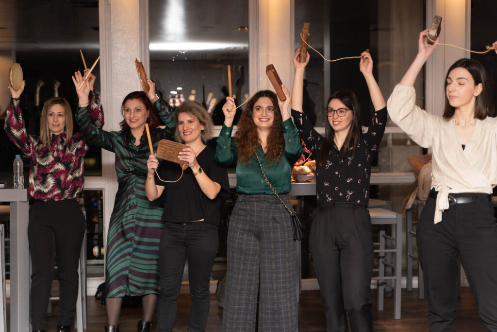 aggelos-borlokas-corporate-endless-34