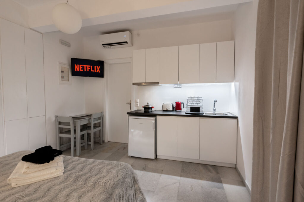 aggelos-borlokas-real-estate-alpha-studios-16